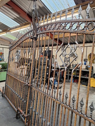 Bespoke wrought iron - wrought, driveway