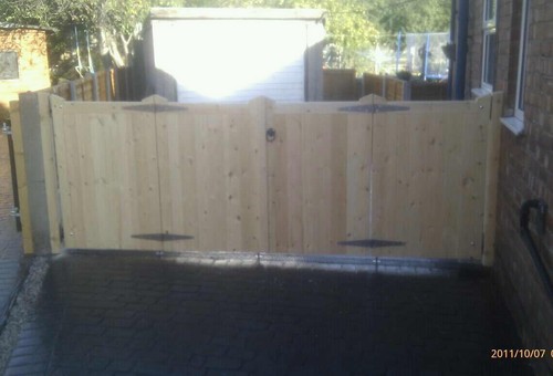 Wooden driveway entrance - driveway, gates